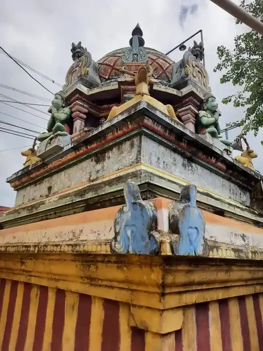 Arulmigu Seera Sagara Anumar Temple, Thirupaarkadal, Mannargudi - 614001 அருள்மிகு சீரசாகர அனுமார் திருக்கோயில், Thirupaarkadal, Mannargudi - 614001, Thiruvarur - Ancient Temple Architecture and History Image 7