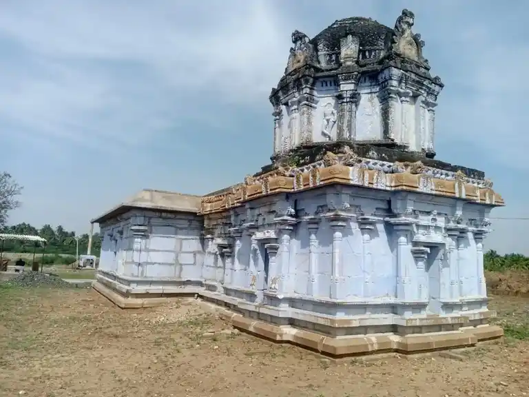 Arulmigu Seerkalinather Temple, Paruthipalli - 637503 Arulmigu Seerkalinather Temple, பருத்திப்பள்ளி - 637503, Namakkal - Ancient Temple Architecture and History Image 3