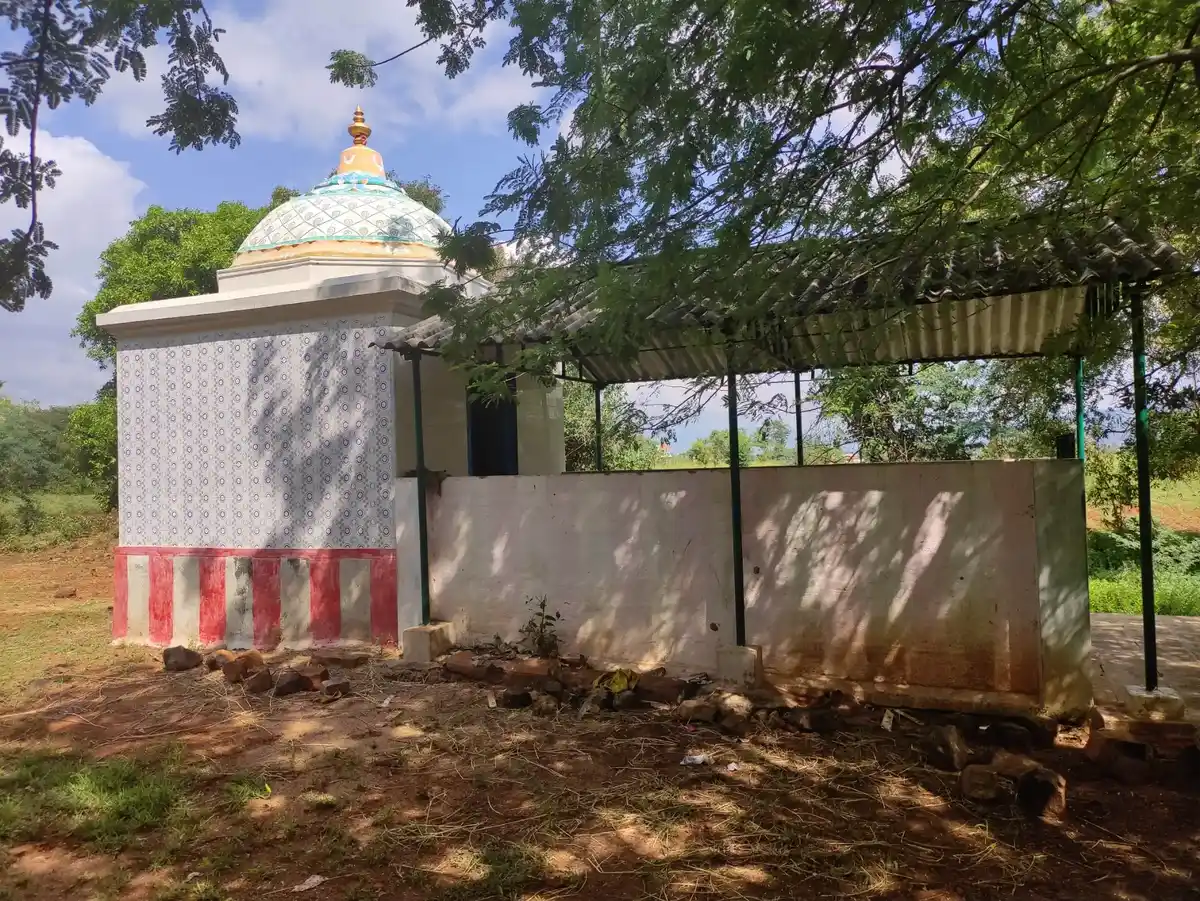 Arulmigu Seethala Permal Temple, Noothalapuram - 624202 அருள்மிகு சீதலப்பெருமாள் திருக்கோயில், Noothalapuram - 624202, Dindigul - Ancient Temple Architecture and History Image 4