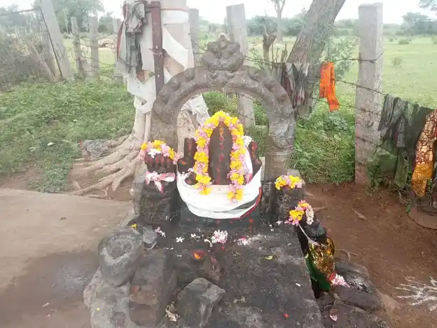 Arulmigu Sekkadi Vinayagar Temple, Thirumalai - 630552 Arulmigu Sekkadi Vinayagar Temple, Thirumalai - 630552, Sivagangai - Ancient Temple Architecture and History Image 3