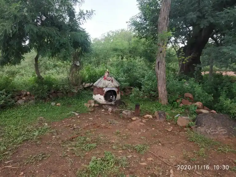 Arulmigu Sekkalamman Malaikoil Temple, Seelanayakanpatti - 621305 Arulmigu Sekkalamman Malaikoil Temple, Seelanayakanpatti - 621305, Thiruchirappalli - Ancient Temple Architecture and History Image 2
