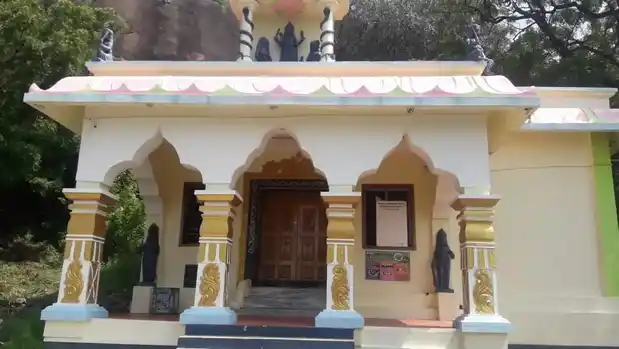 Arulmigu Sekkargiri Subramaniasamy Temple, Aralvoimozhi - 629302 Arulmigu Sekkargiri Subramaniasamy Temple, Aralvoimozhi - 629302, Kanyakumari - Ancient Temple Architecture and History Image 4