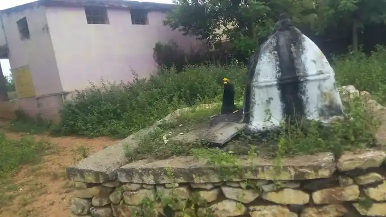 Arulmigu Selaikampatti Vinayagar Temple, Muthalvarpatti - 621305 Arulmigu selaikampatti vinayagar Temple, Muthalvarpatti - 621305, Thiruchirappalli - Ancient Temple Architecture and History Image 4