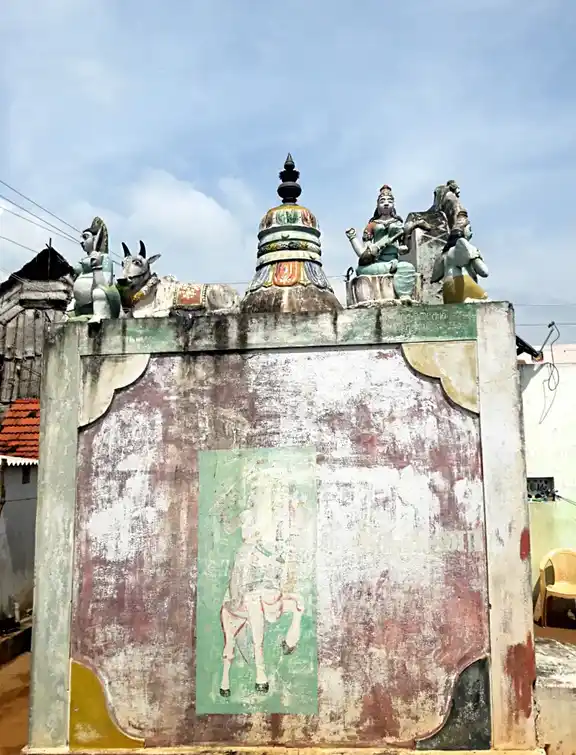 Arulmigu Selaikariamman Temple, Muduvarpatti - 625503 அருள்மிகு சீலைக்காரியம்மன் திருக்கோயில், Muduvarpatti - 625503, Madurai - Ancient Temple Architecture and History Image 2