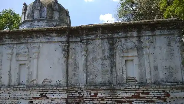 Arulmigu Selandiamman Temple, Akkaraipatti - 624617 அருள்மிகு செல்லாண்டியம்மன் திருக்கோயில், Akkaraipatti - 624617, Dindigul - Ancient Temple Architecture and History Image 5