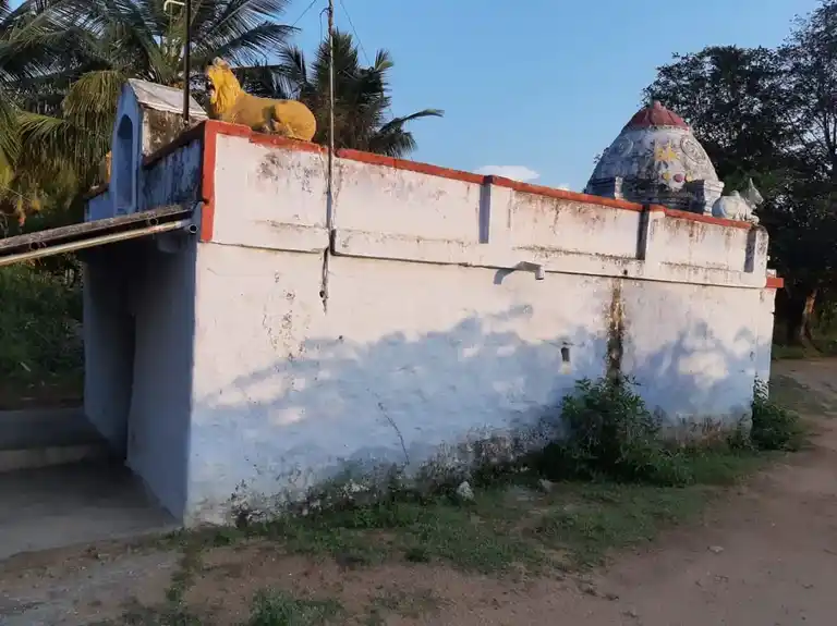 Arulmigu Selandiamman Temple, Boothipuram - 624001 அருள்மிகு செல்லாண்டியம்மன் திருக்கோயில், Boothipuram - 624001, Dindigul - Ancient Temple Architecture and History Image 2
