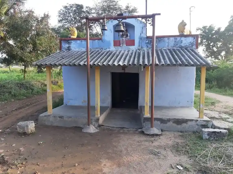Arulmigu Selandiamman Temple, Boothipuram - 624001 அருள்மிகு செல்லாண்டியம்மன் திருக்கோயில், Boothipuram - 624001, Dindigul - Ancient Temple Architecture and History Image 3