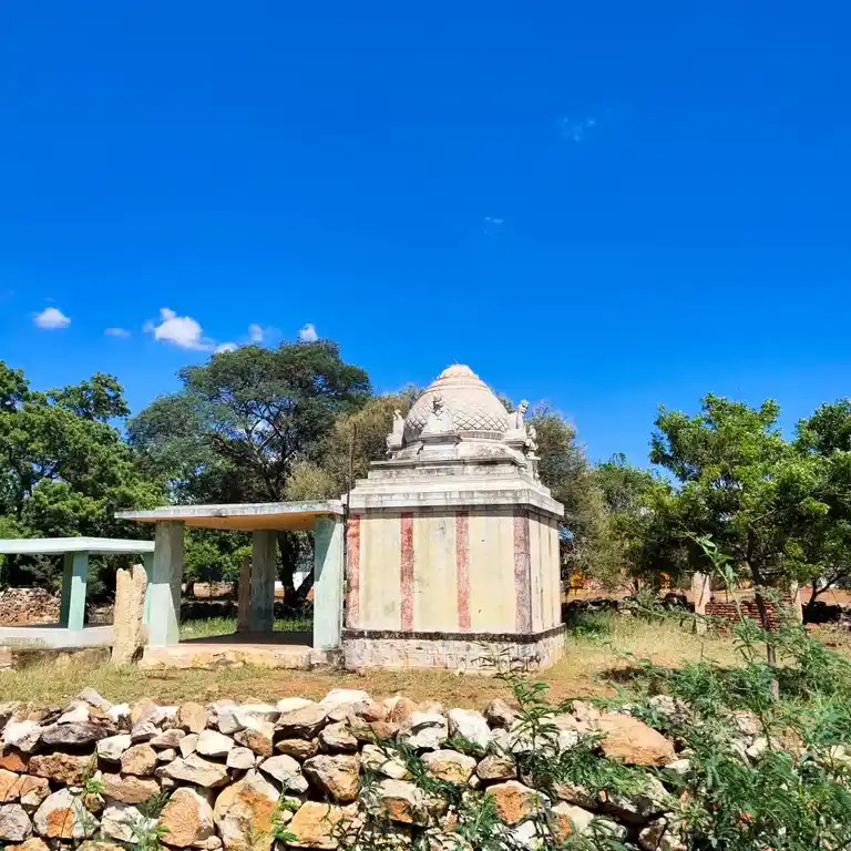 Arulmigu Selandiamman Temple, Edaiyakottai - 624704