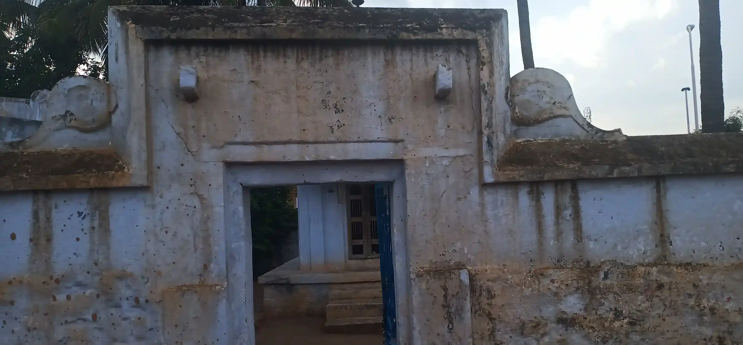 Arulmigu Selandiamman Temple, Kappiliapatty - 624612 அருள்மிகு செல்லாண்டியம்மன் திருக்கோயில், Kappiliapatty - 624612, Dindigul - Ancient Temple Architecture and History Image 3