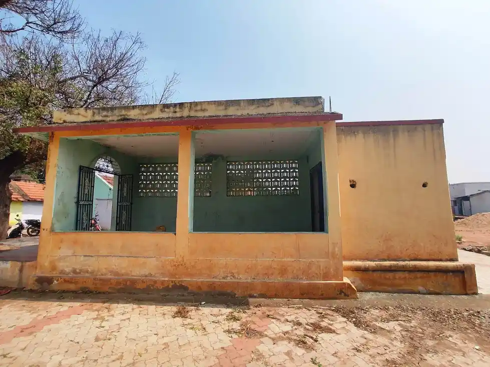 Arulmigu Selandiamman Temple, Sivagnanapuram - 624219 அருள்மிகு செல்லாண்டியம்மன் திருக்கோயில், Sivagnanapuram - 624219, Dindigul - Ancient Temple Architecture and History Image 4