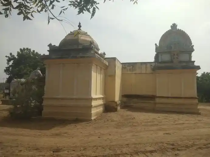 Arulmigu Sellaandiyamman Temple, Koyampalli - 639114 அருள்மிகு செல்லாண்டியம்மன் திருக்கோயில், Koyampalli - 639114, Karur - Ancient Temple Architecture and History Image 3