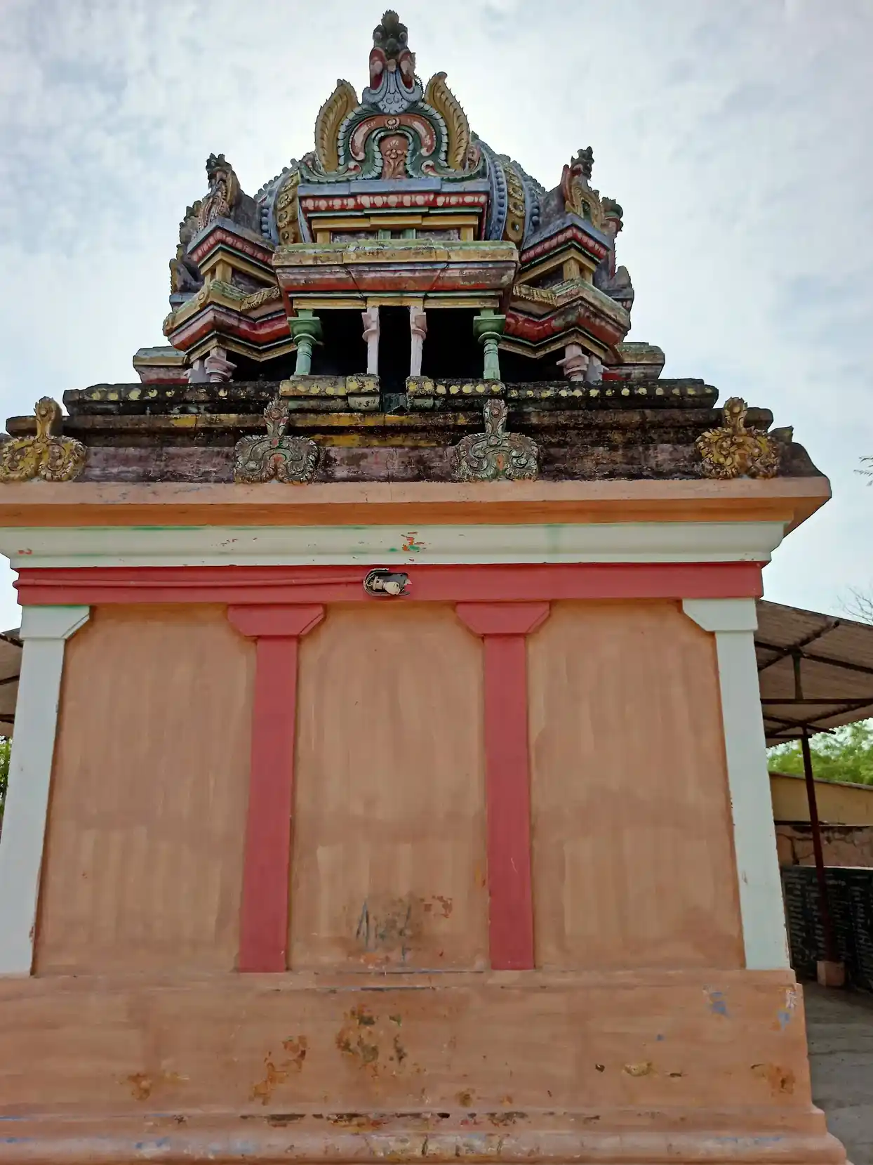 Arulmigu Sellamuthu Mariamman Temple, Sempiyanmadevi - 611109 அருள்மிகு செல்லமுத்துமாரியம்மன் திருக்கோயில் அகர செம்பியமாதேவி, அகர செம்பியமாதேவி - 611109, Nagapattinam - Ancient Temple Architecture and History Image 4