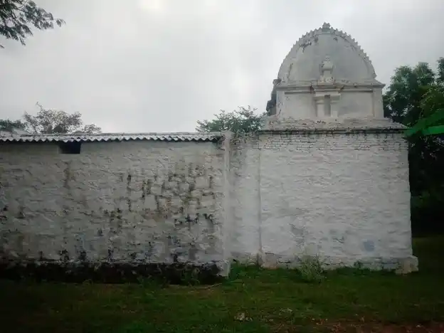Arulmigu Sellandi Amman Temple, Rakkiyapalayam - 638752 அருள்மிகு செல்லாண்டியம்மன் அழகுநாச்சியம்மன் திருக்கோயில், Rakkiyapalayam - 638752, Tiruppur - Ancient Temple Architecture and History Image 4