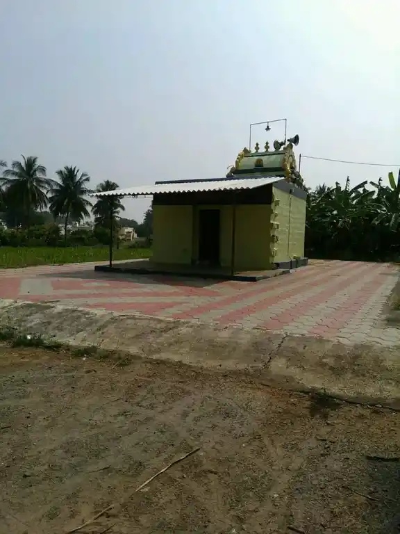 Arulmigu Sellandiamman, Akkarainegamam, Akkarainegamam - 638402 Temple