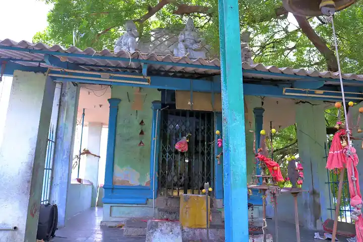 Arulmigu Sellandiamman And Muniappaswamy Temple, Namakkal - 637001