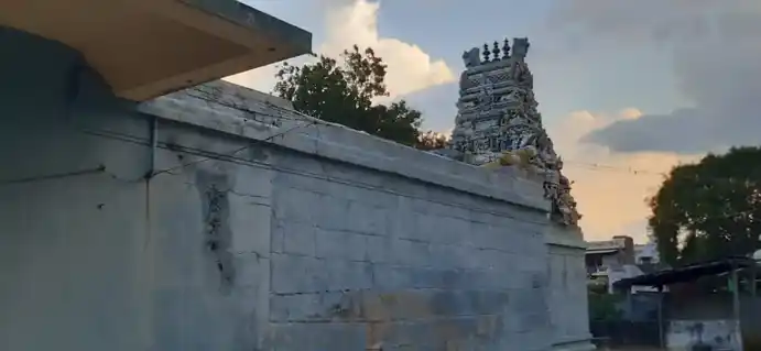 Arulmigu Sellandiamman,Mariamman,Muniappan Temple, Modamangalam - 637304 அருள்மிகு செல்லாண்டியம்மன், மாரியம்மன், முனியப்பன் திருக்கோயில், Modamangalam - 637304, Namakkal - Ancient Temple Architecture and History Image 4