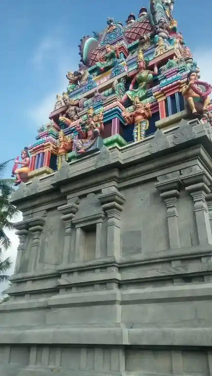Arulmigu Sellandiamman Mariamman Temple, Samayasangili, Sengodampalayam - 638008 அருள்மிகு செல்லாண்டியம்மன், மாரியம்மன் திருக்கோயில், சமயசங்கிலி, Sengodampalayam - 638008, Namakkal - Ancient Temple Architecture and History Image 4