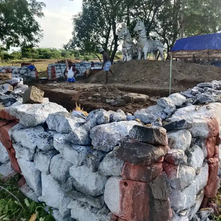 Arulmigu Sellandiamman Temple, Anaipalayam - 637401 Arulmigu Sellandiamman Temple, அணைப்பாளையம் - 637401, Namakkal - Ancient Temple Architecture and History Image 6
