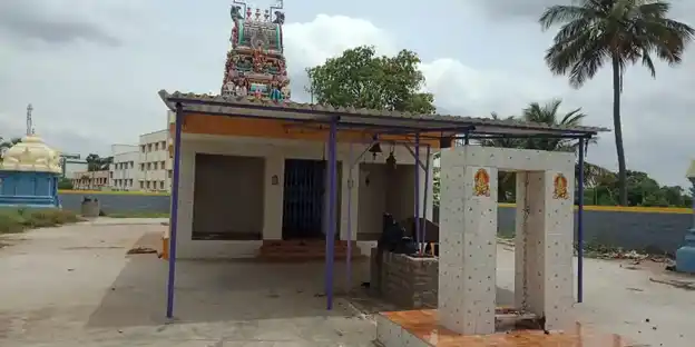 Arulmigu Sellandiamman Temple, Azhagampalayampudur, Eranapuram - 637103 அருள்மிகு செல்லாண்டியம்மன் திருக்கோயில், Azhagampalayampudur, Eranapuram - 637103, Salem - Ancient Temple Architecture and History Image 3