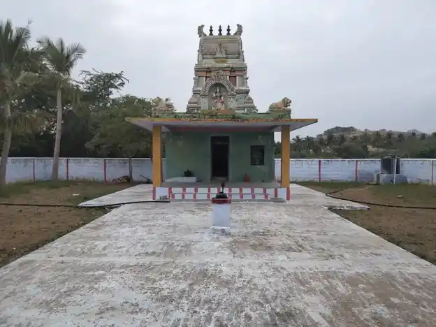 Arulmigu Sellandiamman Temple, Ellaipatti - 624712