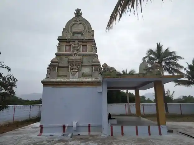 Arulmigu Sellandiamman Temple, Ellaipatti - 624712 அருள்மிகு செல்லாண்டியம்மன் திருக்கோயில், Ellaipatti - 624712, Dindigul - Ancient Temple Architecture and History Image 2