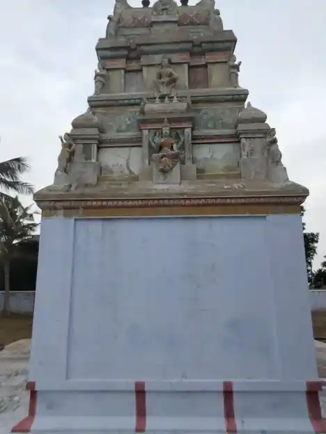 Arulmigu Sellandiamman Temple, Ellaipatti - 624712 அருள்மிகு செல்லாண்டியம்மன் திருக்கோயில், Ellaipatti - 624712, Dindigul - Ancient Temple Architecture and History Image 4