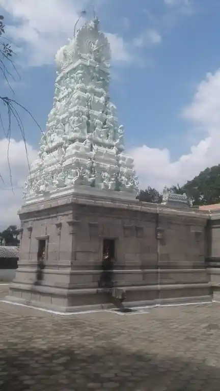 Arulmigu Sellandiamman Temple, Kachchippalli - 637102 அருள்மிகு செல்லாண்டியம்மன் திருக்கோயில், Kachchippalli - 637102, Salem - Ancient Temple Architecture and History Image 6