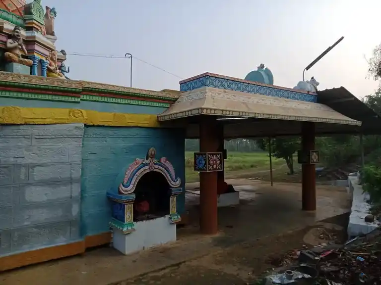 Arulmigu Sellandiamman Temple, Kalikavundanpalaiyam - 637103 Arulmigu Sellandiamman Temple, Kalikavundanpalaiyam - 637103, Salem - Ancient Temple Architecture and History Image 5