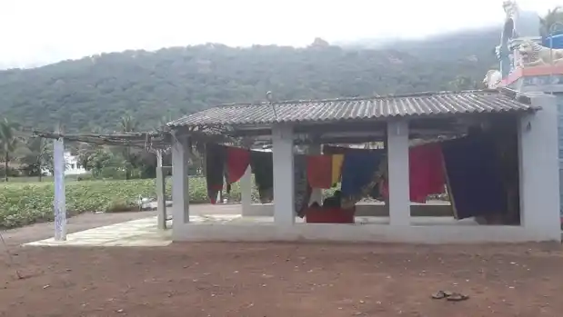 Arulmigu Sellandiamman Temple, Kannamoochi, Kannamuchi - 636303 Arulmigu Sellandiamman Temple, Kannamoochi, Kannamuchi - 636303, Salem - Ancient Temple Architecture and History Image 4