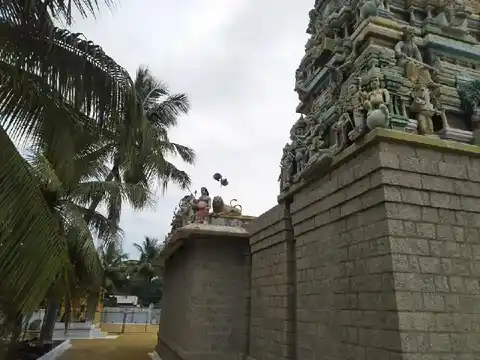 Arulmigu Sellandiamman Temple, Malayapalayam, Gobichettipalayam - 638460 அருள்மிகு செல்லாண்டியம்மன் திருக்கோயில், ஒழலக்கோயில் நம்பியூர், Gobichettipalayam - 638460, Erode - Ancient Temple Architecture and History Image 4