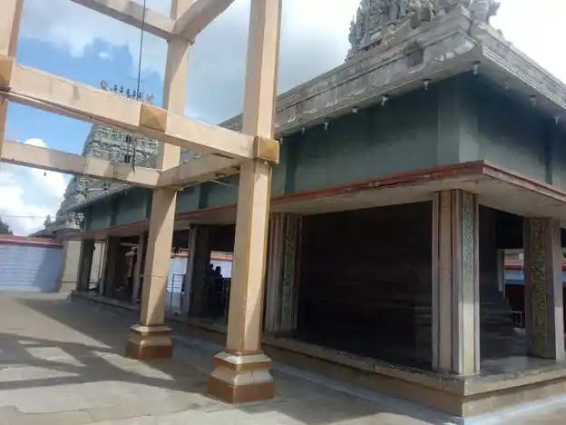 Arulmigu Sellandiamman Temple, Mallasamudram East - 637503 அருள்மிகு செல்லாண்டியம்மன் திருக்கோயில், Mallasamudram East - 637503, Namakkal - Ancient Temple Architecture and History Image 2
