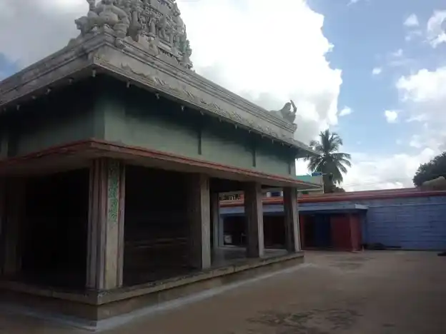 Arulmigu Sellandiamman Temple, Mallasamudram East - 637503 அருள்மிகு செல்லாண்டியம்மன் திருக்கோயில், Mallasamudram East - 637503, Namakkal - Ancient Temple Architecture and History Image 8