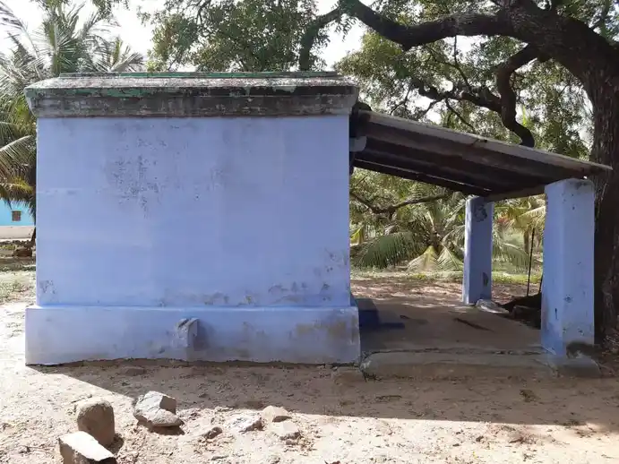 Arulmigu Sellandiamman Temple, Munduvalampatty - 642206 அருள்மிகு செல்லாண்டியம்மன் திருக்கோயில், Munduvalampatty - 642206, Tiruppur - Ancient Temple Architecture and History Image 4