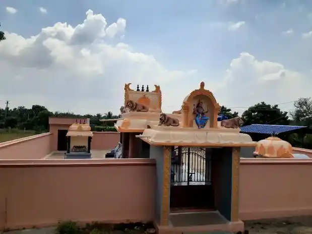 Arulmigu Sellandiamman Temple, Nachipalayam, Vellakoil - 638111 Temple