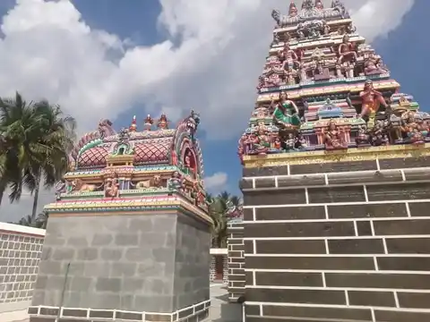 Arulmigu Sellandiamman Temple, Nanjaikadambankuruchi - 639006 அருள்மிகு செல்லாண்டியம்மன் திருக்கோயில், Nanjaikadambankuruchi - 639006, Karur - Ancient Temple Architecture and History Image 2