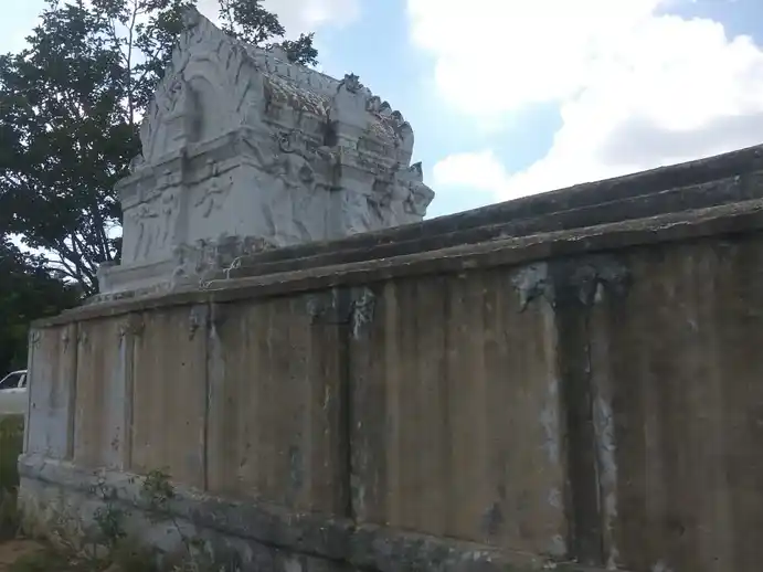 Arulmigu Sellandiamman Temple, Nanjaipalathozhuvu, Nanjaipalathozhuvu - 638052 Temple