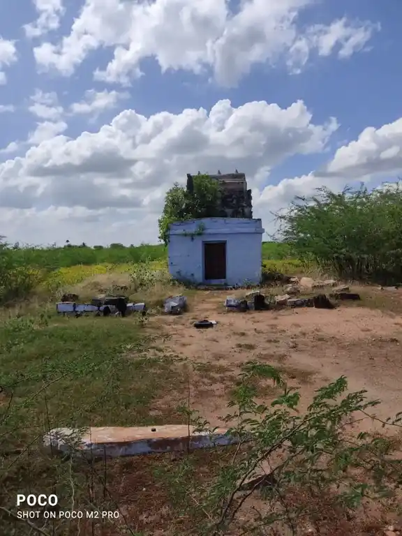 Arulmigu Sellandiamman Temple, Puthur East - 637212