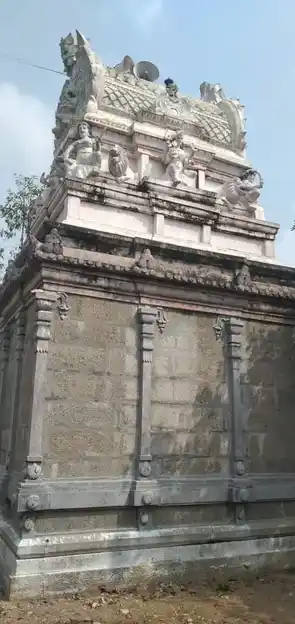 Arulmigu Sellandiamman Temple, Sarkar Valavanthi - 637017 அருள்மிகு செல்லாண்டியம்மன் திருக்கோயில், Sarkar Valavanthi - 637017, Namakkal - Ancient Temple Architecture and History Image 4