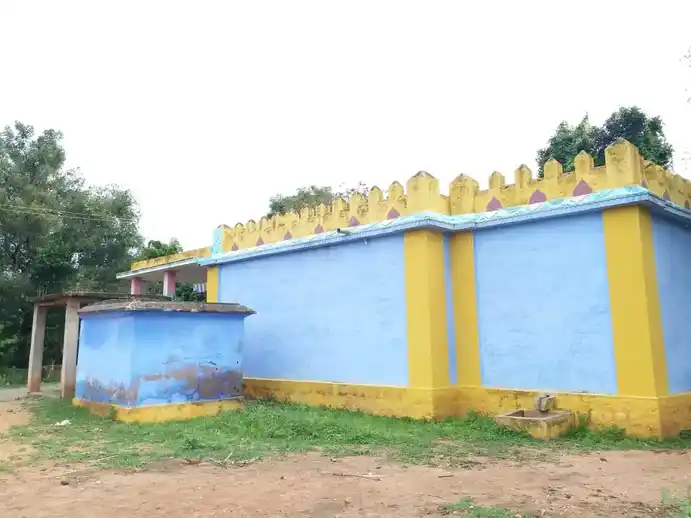 Arulmigu Sellandiamman Temple, Thamaraikulam - 625605 அருள்மிகு செல்லாண்டியம்மன் திருக்கோயில், Thamaraikulam - 625605, Theni - Ancient Temple Architecture and History Image 6