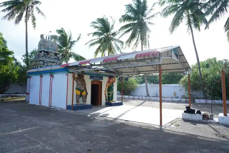 Arulmigu Sellandiamman Temple, Vadapoothinatham - 642132 அருள்மிகு செல்லாண்டியம்மன் திருக்கோயில், Vadapoothinatham - 642132, Tiruppur - Ancient Temple Architecture and History Image 6