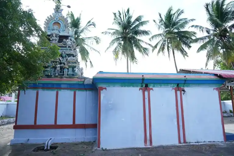 Arulmigu Sellandiamman Temple, Vadapoothinatham - 642132 அருள்மிகு செல்லாண்டியம்மன் திருக்கோயில், Vadapoothinatham - 642132, Tiruppur - Ancient Temple Architecture and History Image 7
