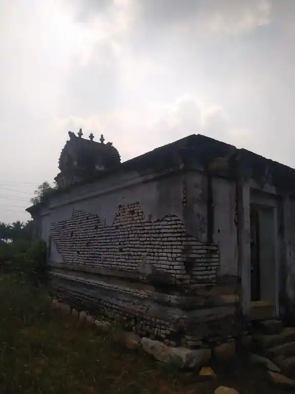 Arulmigu Sellandiamman Temple, Vagarai - 624617