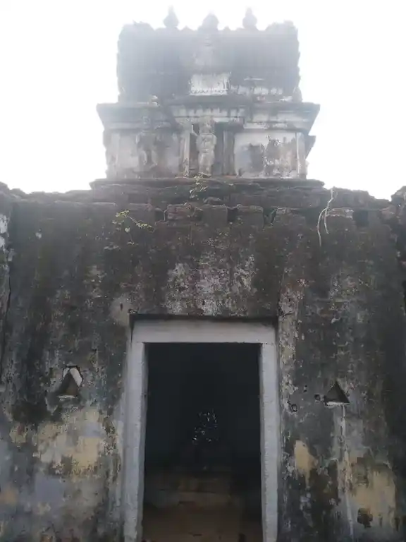 Arulmigu Sellandiamman Temple, Vagarai - 624617 அருள்மிகு செல்லாண்டியம்மன் திருக்கோயில், Vagarai - 624617, Dindigul - Ancient Temple Architecture and History Image 4