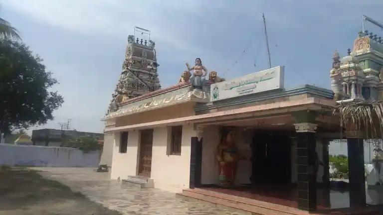 Arulmigu Sellandiamman Temple, Vellarivelli - 637101 அருள்மிகு செல்லாண்டியம்மன் திருக்கோயில், Vellarivelli - 637101, Salem - Ancient Temple Architecture and History Image 4