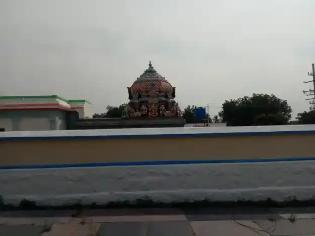 Arulmigu Sellandiyamman, Bhagavathiamman, Mariyamman Temple, Sengalapuram - 639201 அருள்மிகு செல்லாண்டியம்மன், பகவதியம்மன், மாரியம்மன் திருக்கோயில், Sengalapuram - 639201, Karur - Ancient Temple Architecture and History Image 4