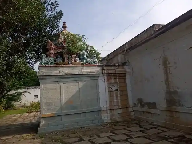 Arulmigu Sellandiyamman Temple, Agalanganallur, Thirumangalam - 621712 அருள்மிகு செல்லான்டியம்மன் திருக்கோயில், Agalanganallur, Thirumangalam - 621712, Thiruchirappalli - Ancient Temple Architecture and History Image 7