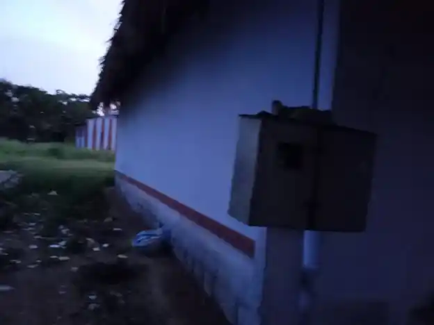 Arulmigu Sellandiyamman Temple, Edaiyapatti - 637404 அருள்மிகு செல்லாண்டியம்மன் திருக்கோயில், எடையப்பட்டி - 637404, Namakkal - Ancient Temple Architecture and History Image 4