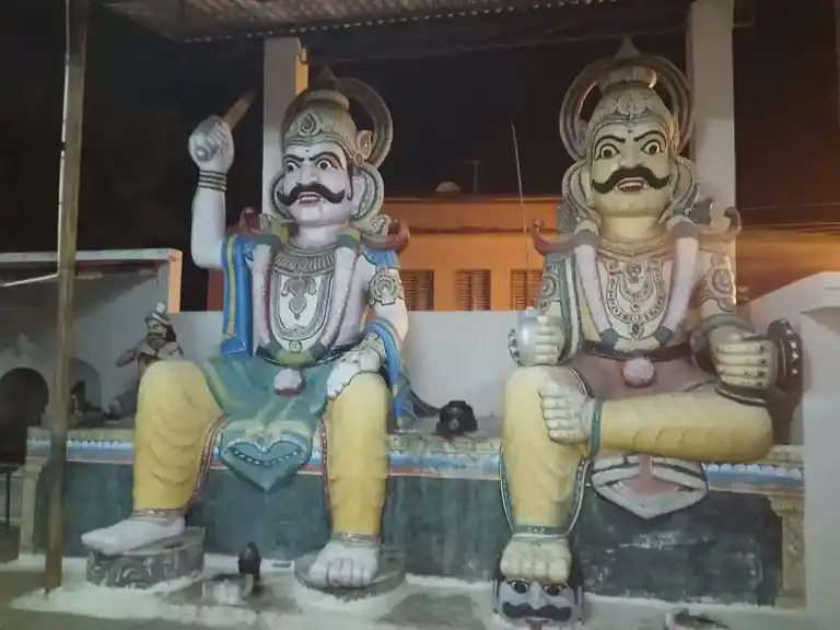 Arulmigu Sellandiyamman Temple, Elavamalai, Bhavani - 638316 அருள்மிகு செல்லாண்டியம்மன் திருக்கோயில், Elavamalai, Bhavani - 638316, Erode - Ancient Temple Architecture and History Image 4