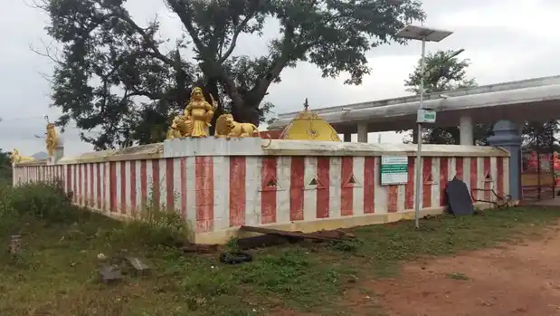 Arulmigu Sellandiyamman Temple, Karumalai - 621310 Arulmigu Sellandiyamman temple, Karumalai, Karumalai - 621310, Thiruchirappalli - Ancient Temple Architecture and History Image 6
