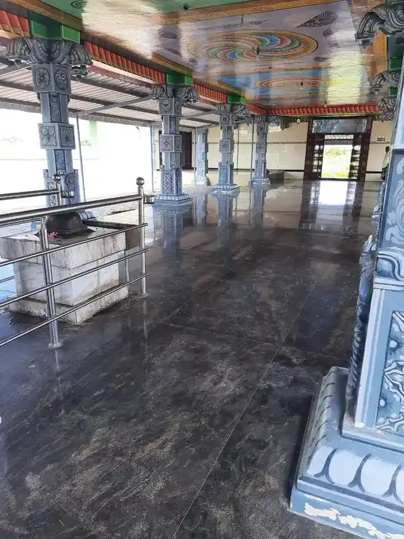 Arulmigu Sellandiyamman Temple, Pillathurai - 621214 அருள்மிகு பிடாரி செல்லாண்டியம்மன் திருக்கோயில், பிள்ளாத்துரை - 621214, Thiruchirappalli - Ancient Temple Architecture and History Image 2